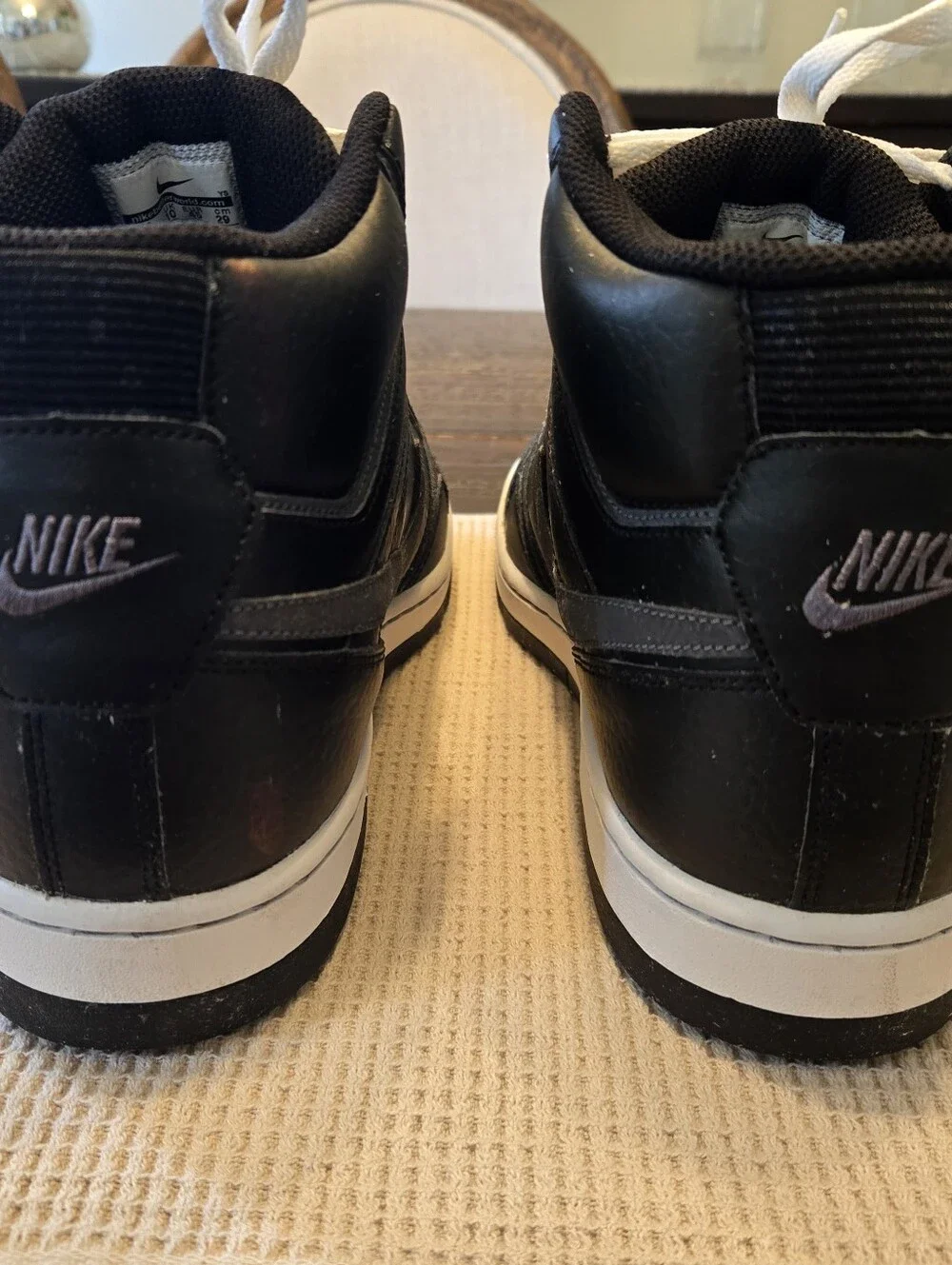 Nike Men’s Black High-Top Sneakers, Size 11